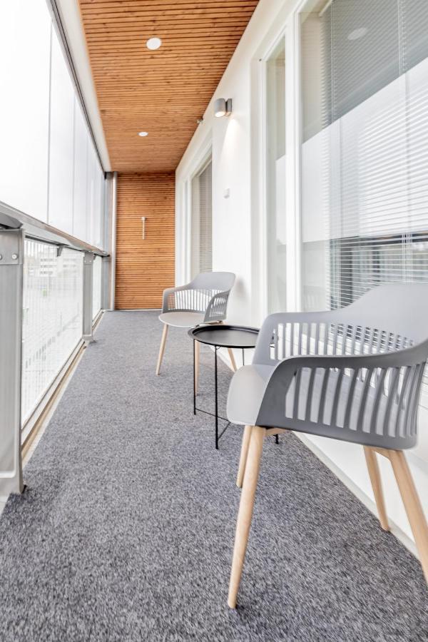 Sleepwell Apartments Niittykumpu 12 - Metro, 15 Min From Helsinki City Еспоо Екстериор снимка
