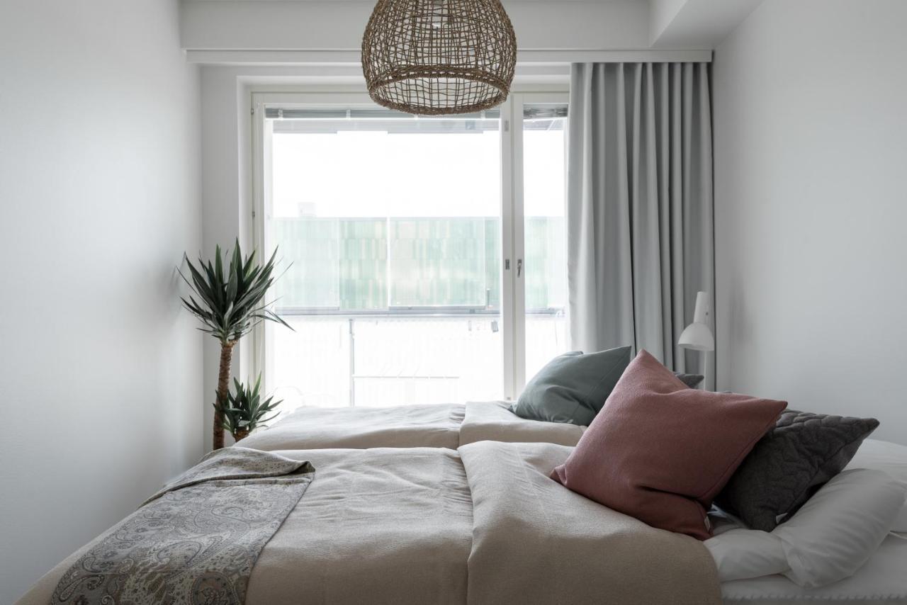 Sleepwell Apartments Niittykumpu 12 - Metro, 15 Min From Helsinki City Еспоо Екстериор снимка