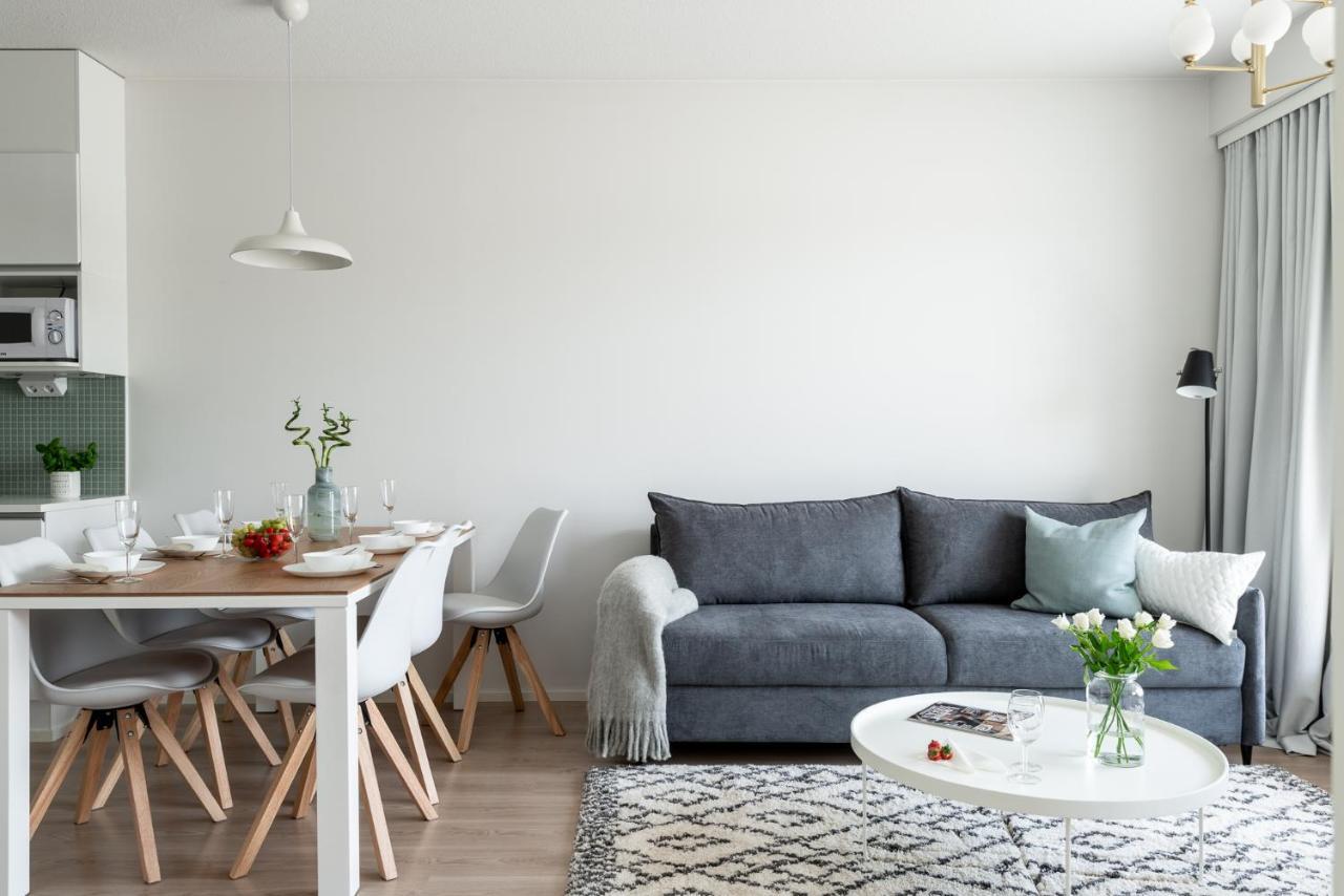 Sleepwell Apartments Niittykumpu 12 - Metro, 15 Min From Helsinki City Еспоо Екстериор снимка