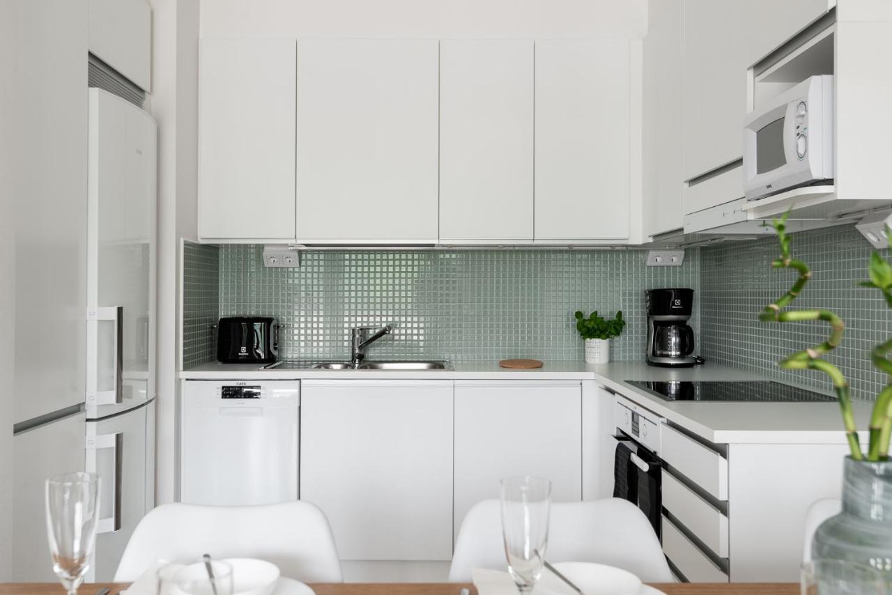 Sleepwell Apartments Niittykumpu 12 - Metro, 15 Min From Helsinki City Еспоо Екстериор снимка